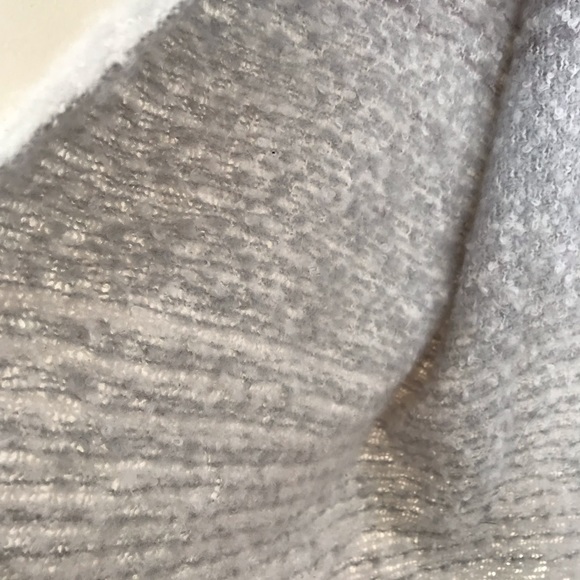 Scarf - Picture 3 of 4